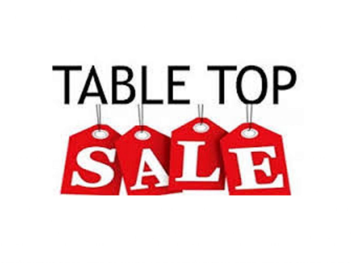 Chat Caf\u00e9 - Table Top Sale