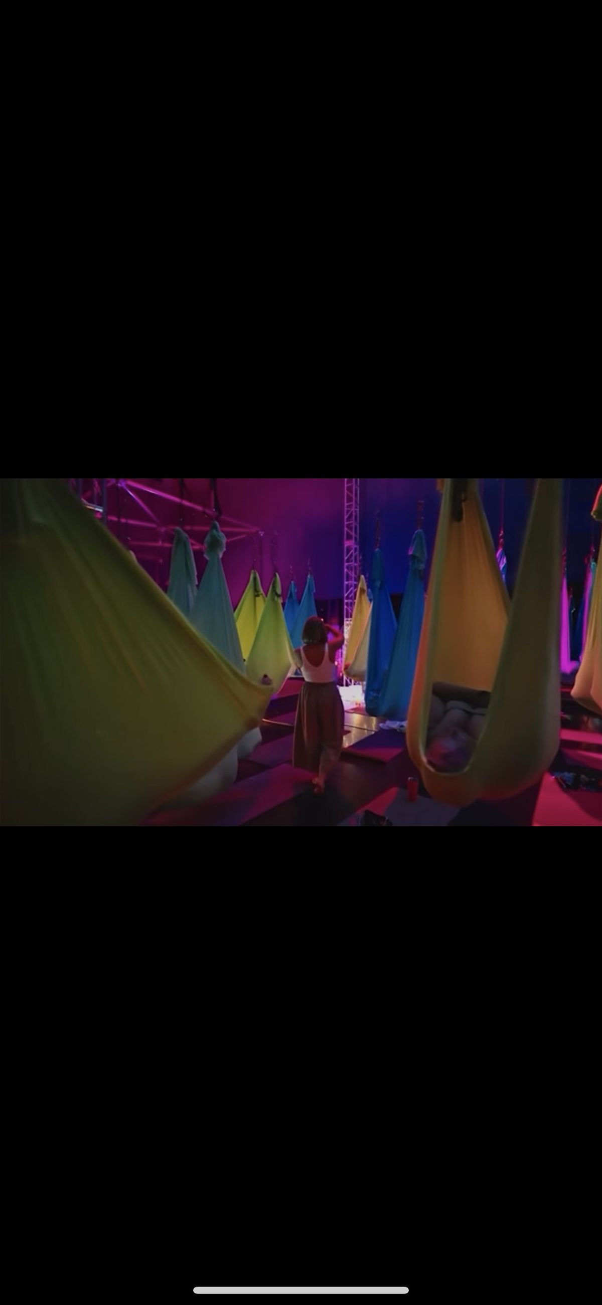 Voice circle with Sound healing in Aerial hammocks \/yoga mats