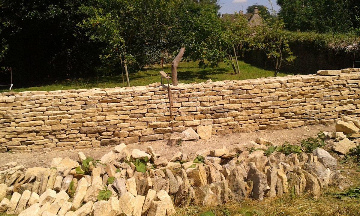 Dry Stone Walling course at Foxburrow Wood,  West Oxfordshire