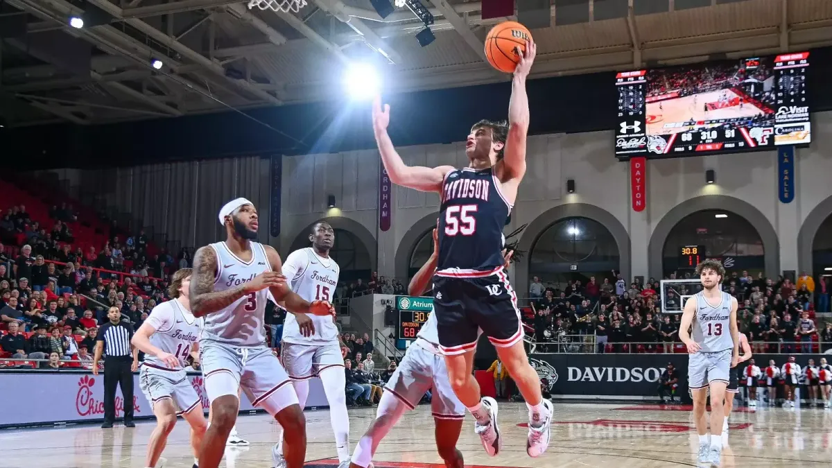 Davidson Wildcats at Loyola Chicago Ramblers Mens Basketball