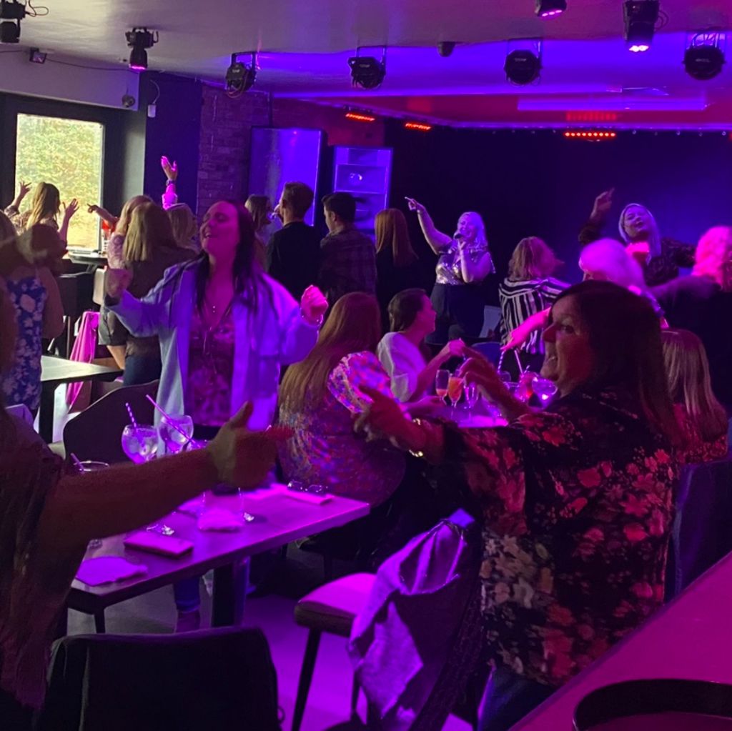 The 80s v The 90s Themed Bottomless Brunch Tickets, Friars Court