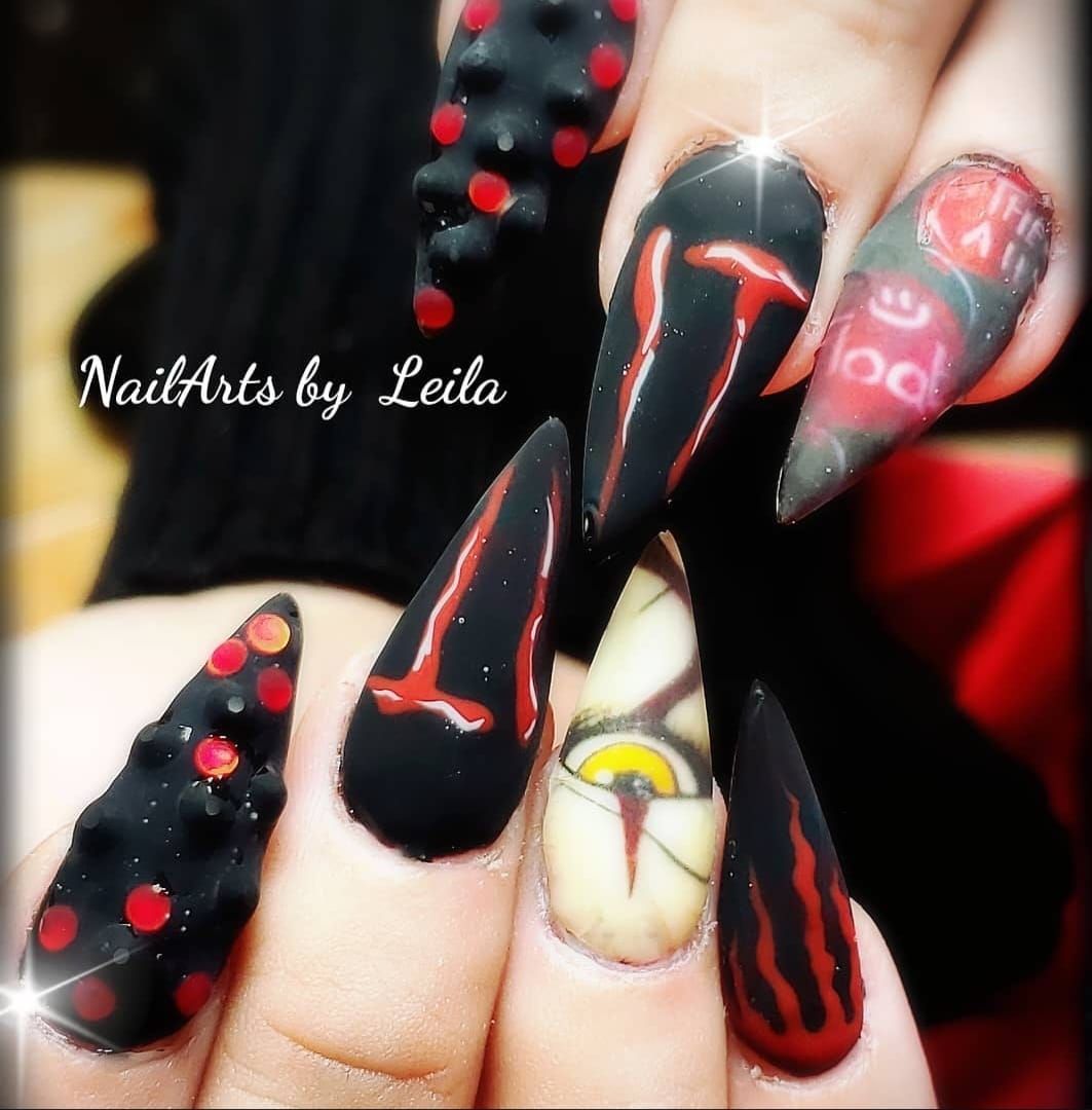 Join Us for a Spooktacular Halloween Nail Course!