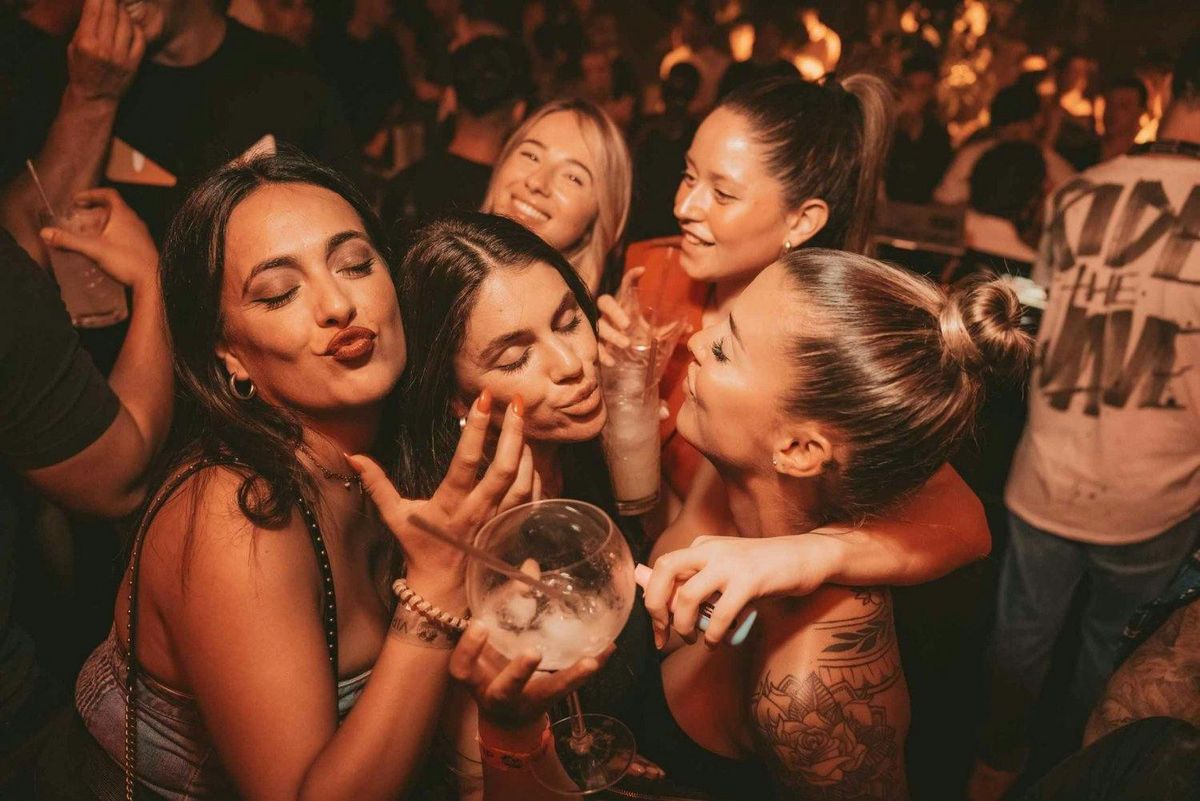 BAILA REGGAETON | The Launch Party @ The Shoreditch | Friday October 17th \ud83e\ude98