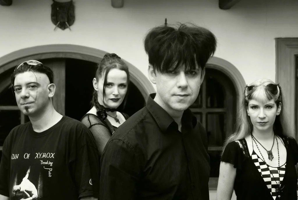 Via Underground especial Clan of Xymox (sexta)