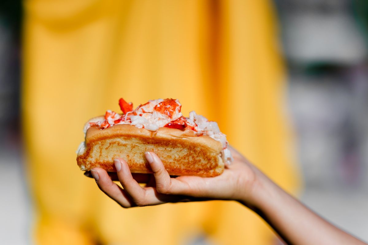 Cousins Maine Lobster at Iron Smoke Distillery