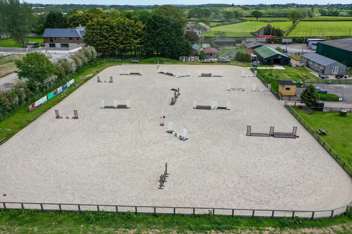 Golden Cross Show Jumping Clinic