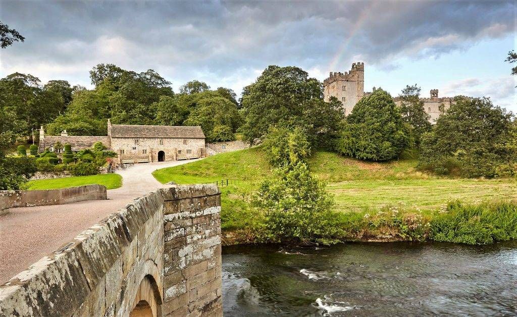 Neils Bookstall at - Haddon Hall Christmas Market