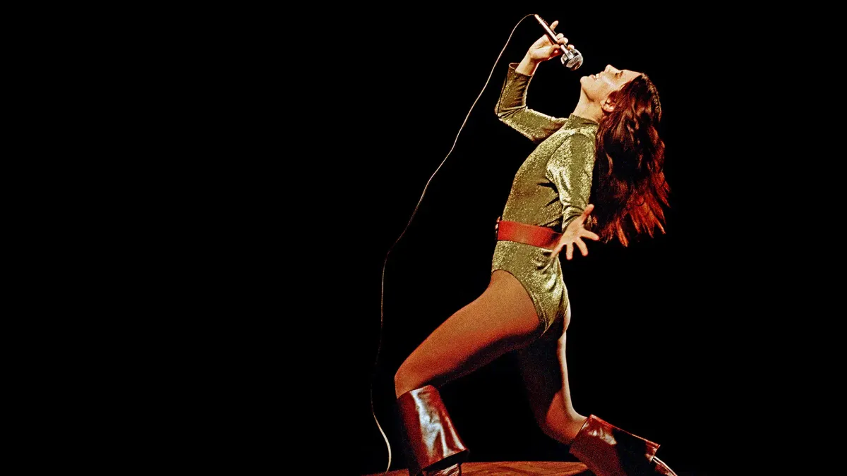 Wolf Alice, Robert Smith in City of Westminster