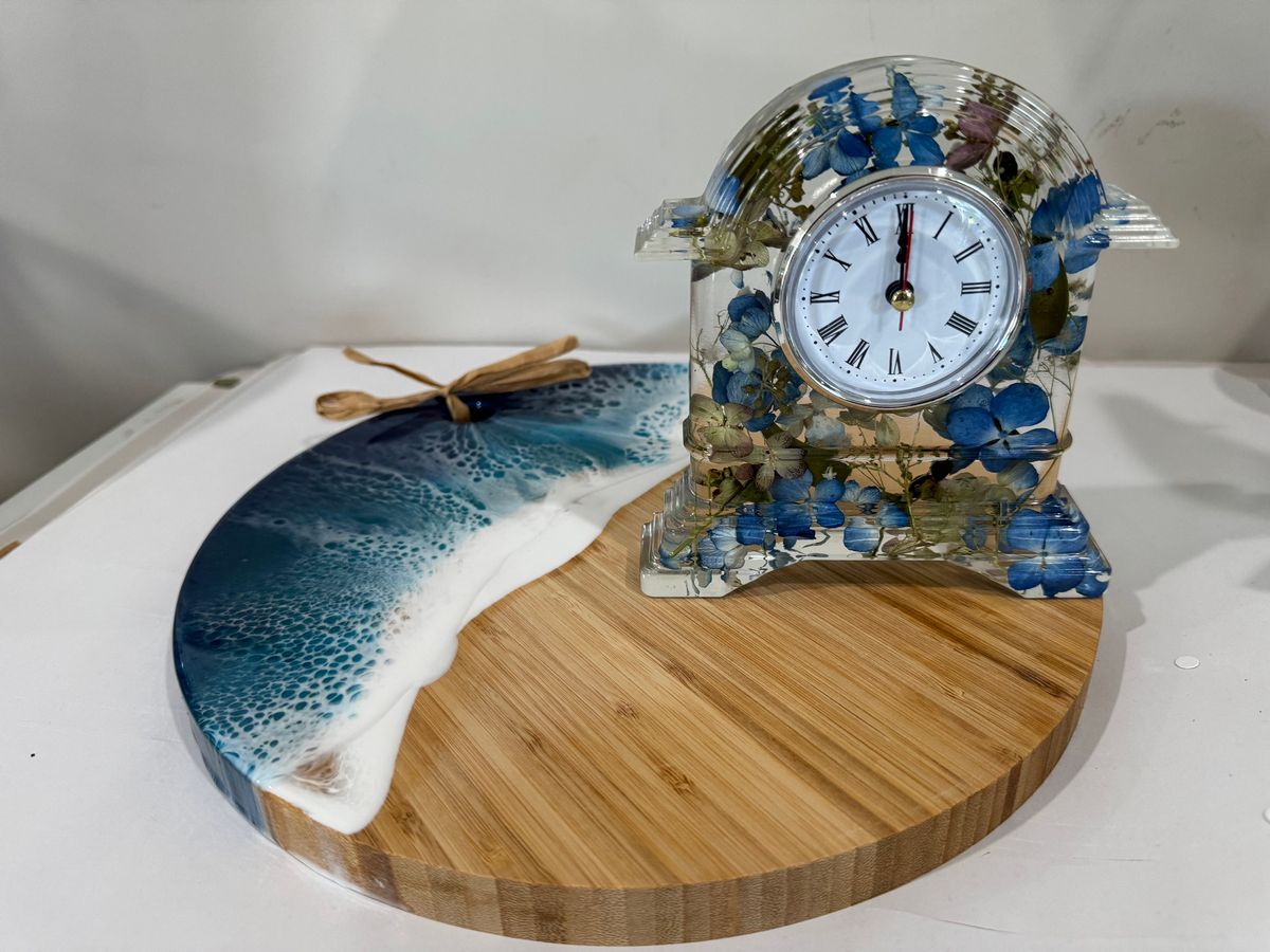 Two-day Resin Class - Board and Clock!