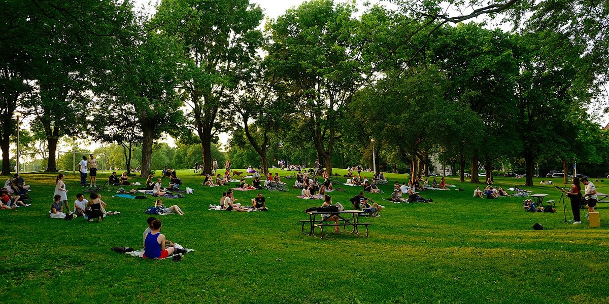 Open Mic in Parc Jeanne-Mance