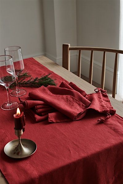 Festive Tablescaping