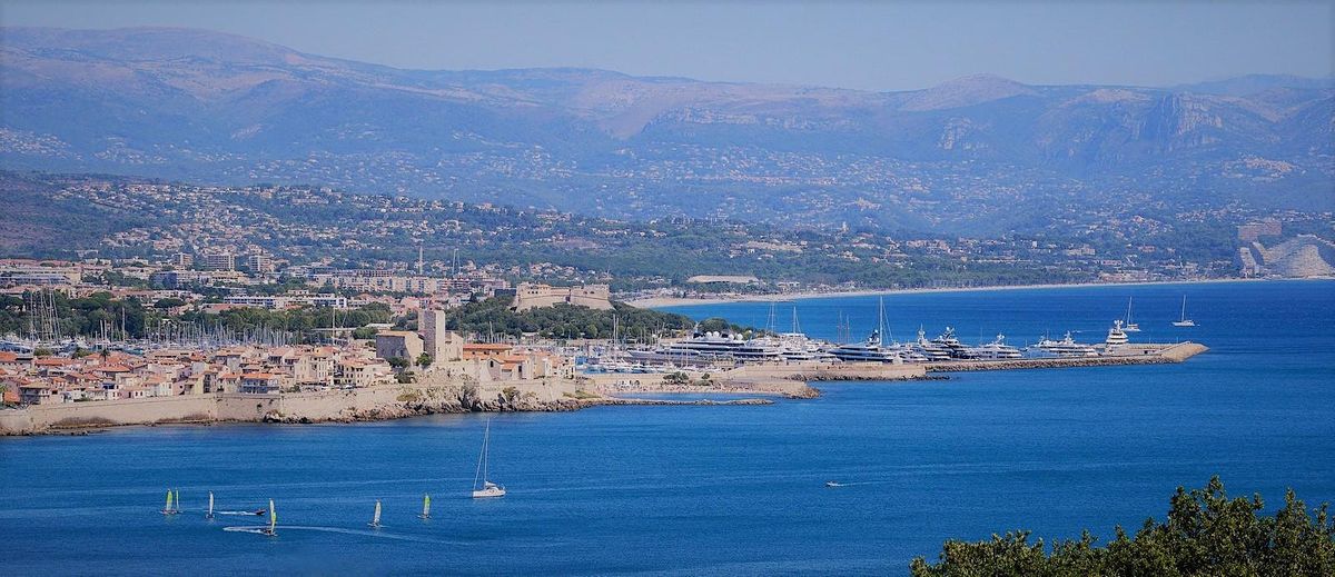 Antibes Private Tour