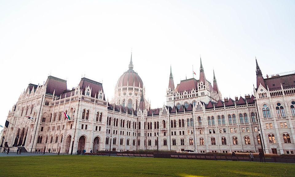 Budapest Historical Sightseeing Free Walking Tour