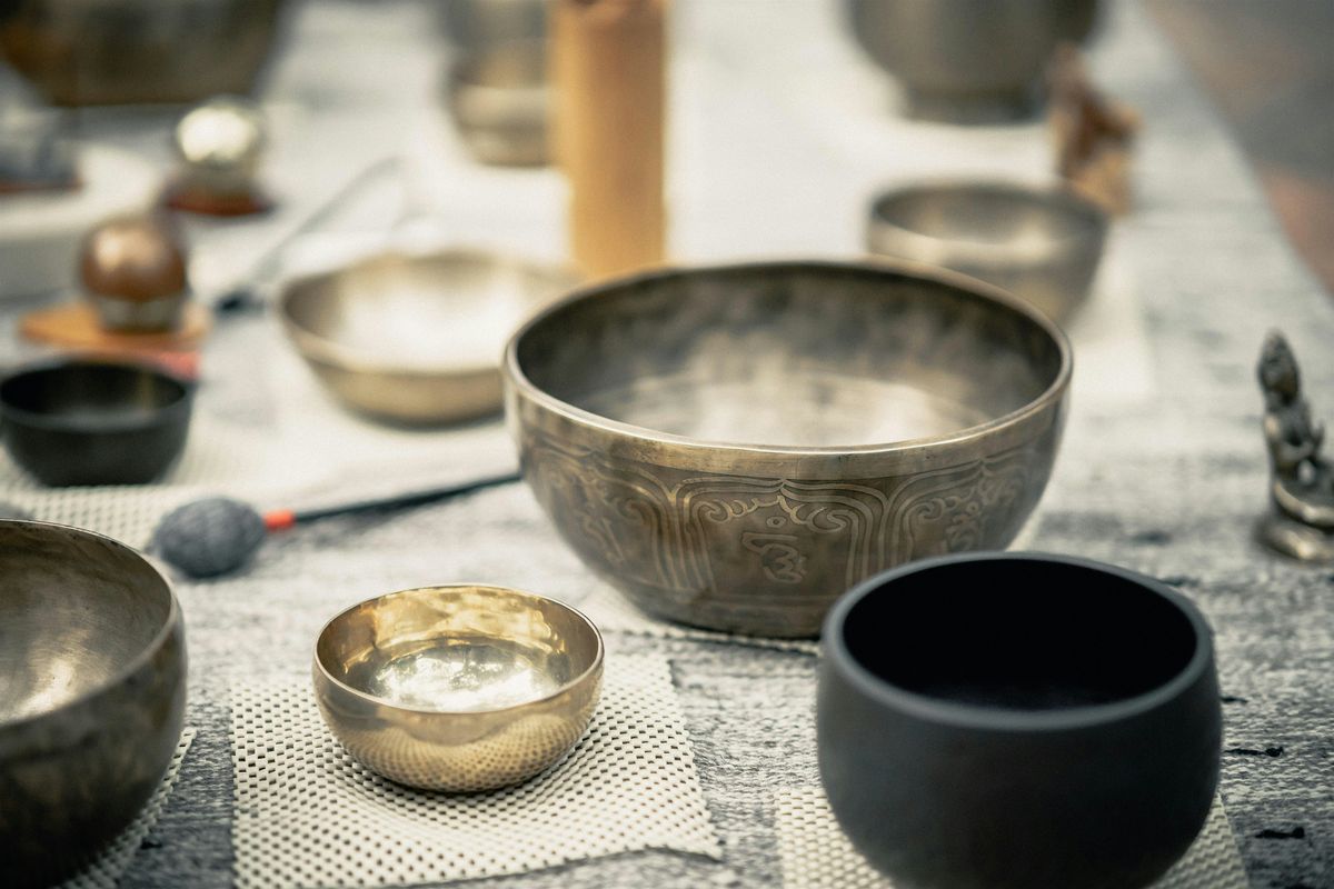 Tibetan Singing Bowl Sound Bath with Hot Stone