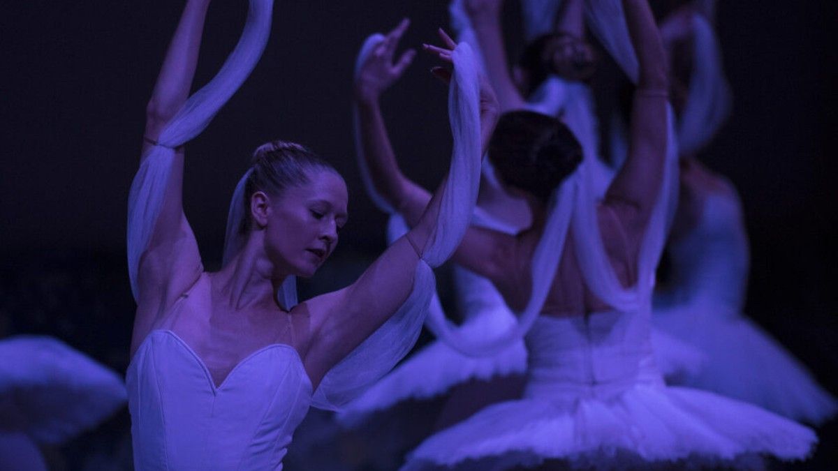 Louisville Ballet - A Time Remembered