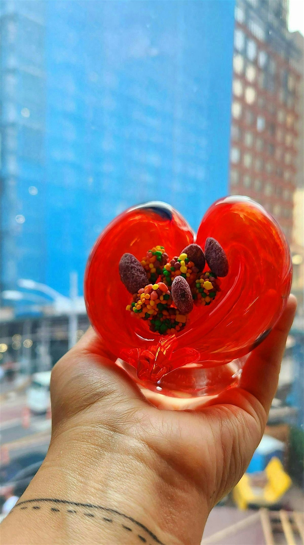 One Day Glassblowing: I Found My Heart In New York with Roxana de Leon