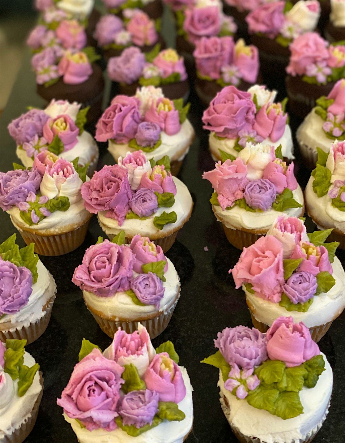 Mother's Day Cupcake Decorating Class with Polly Cooks!