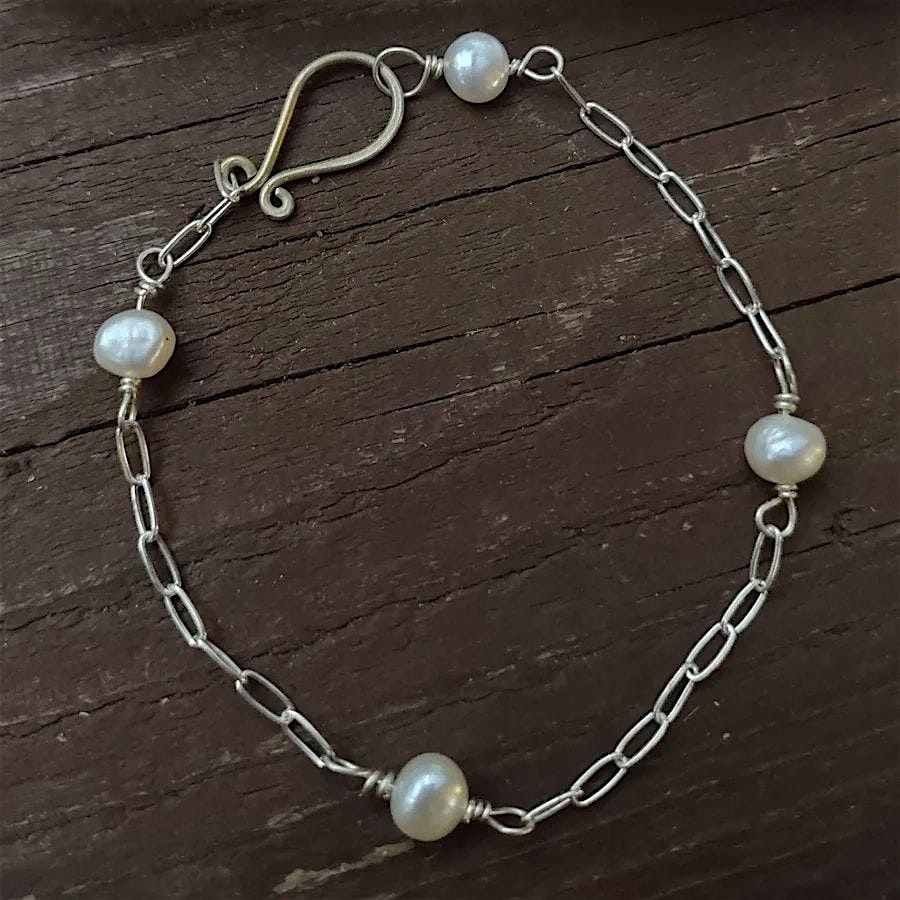 Make A Fresh Water Pearl Bracelet with Lisa