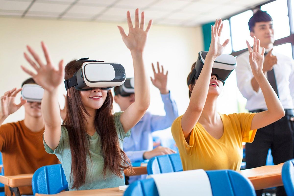 Beyond Reality @ UNO - Virtual Reality Lab Teacher Workshop