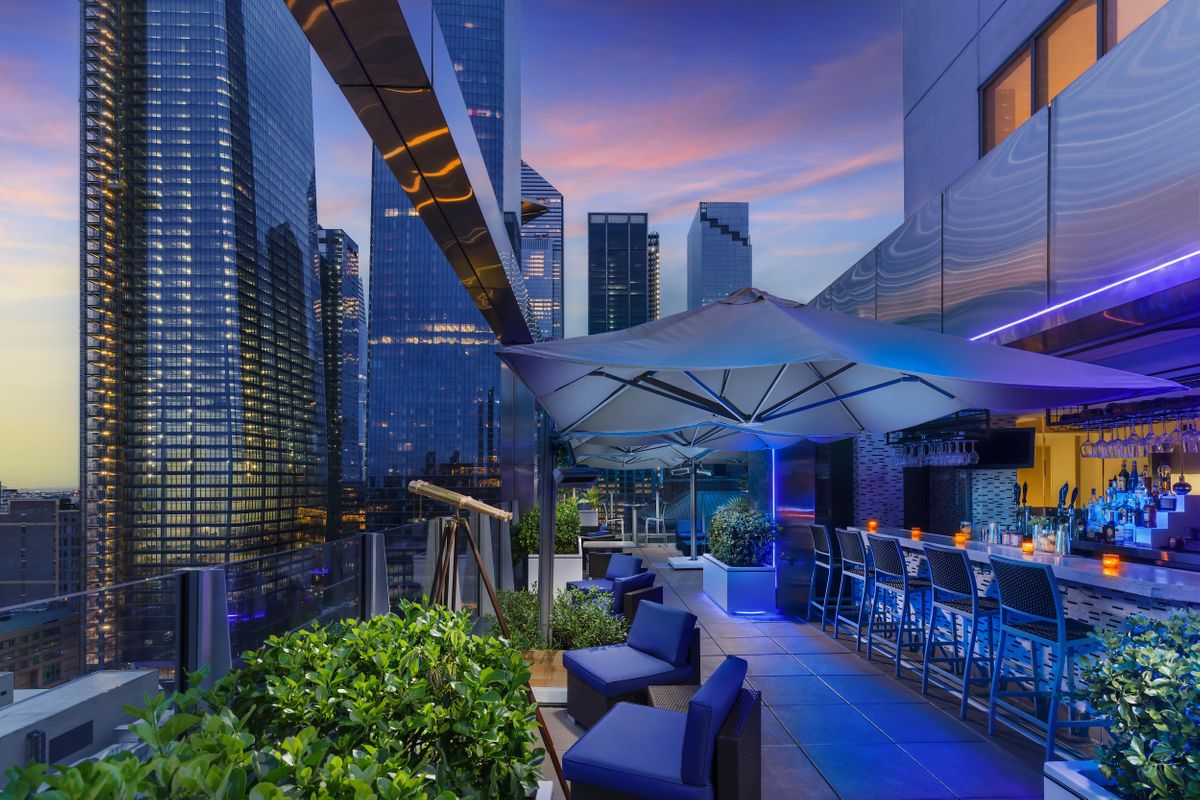 BLU33 Rooftop 2023 Grand Opening, 325 W 33rd St, New York, 28 April to ...