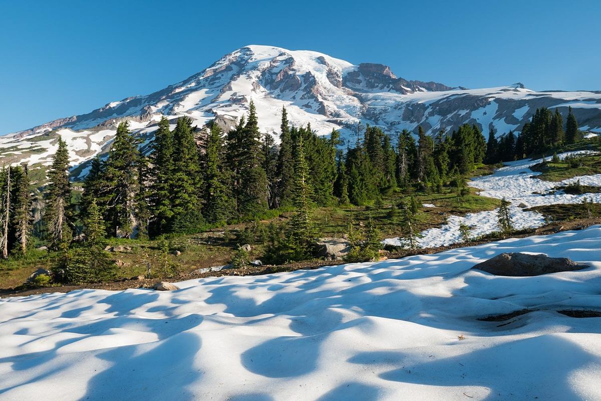 Guided Snowshoe Photo Tour with John Greengo at Crystal Mountain