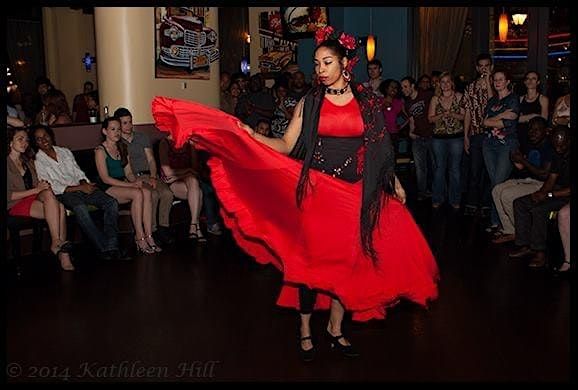 Beginner Flamenco & Spanish Dance Classes! Saturdays @3pm!