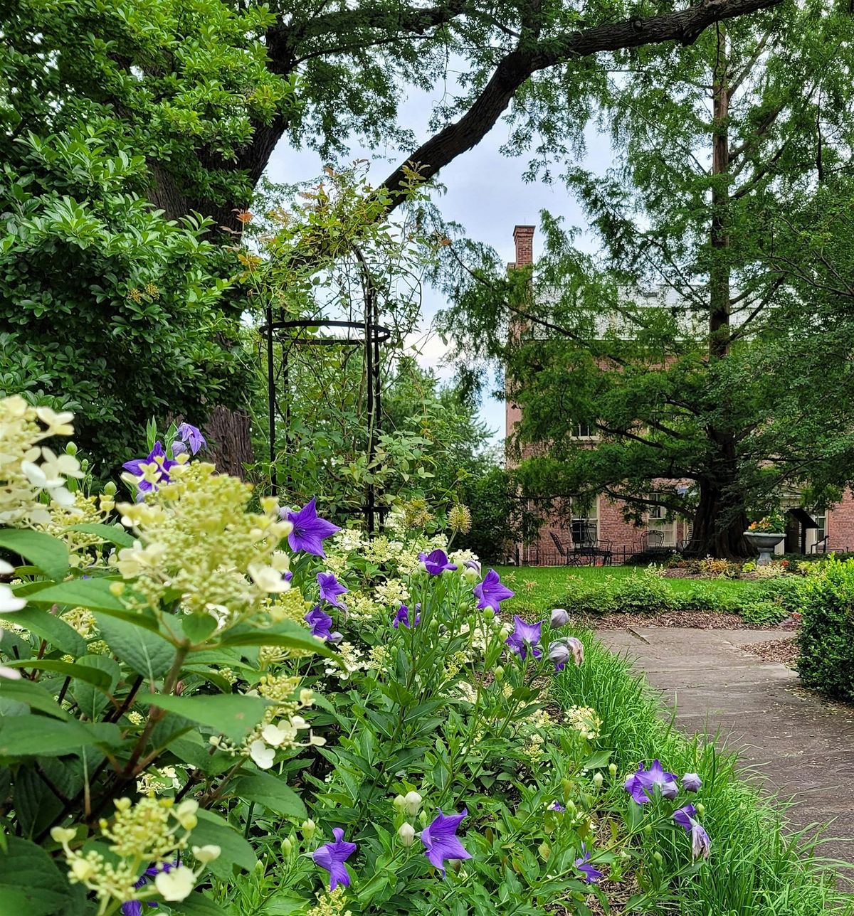 The Mayor\u2019s Garden: History of the Ten Broeck Mansion Gardens & Workers