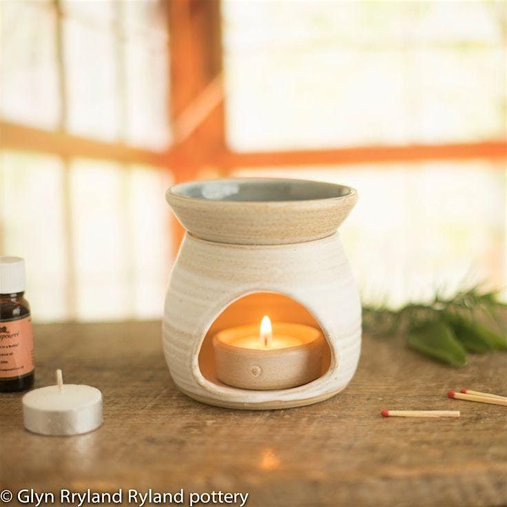 NEW Make wax warmer on pottery wheel for couples with Solis