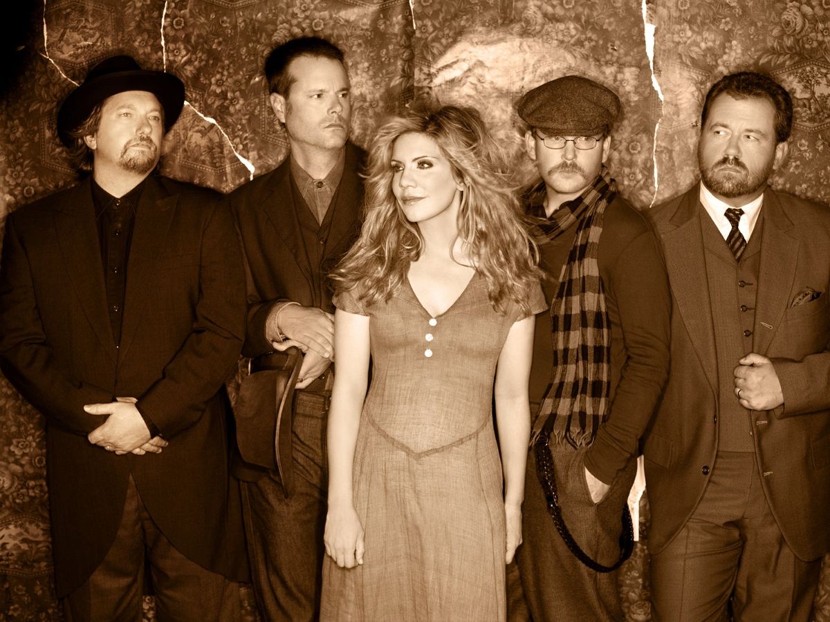 Alison Krauss & Union Station with Jerry Douglas and Theo Lawrence