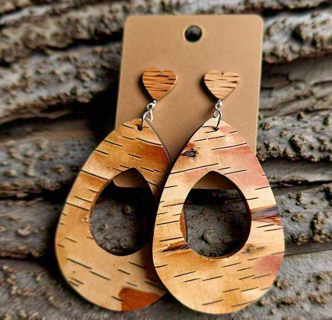 BirchBark Creations: Crafting Earrings with Tradition and Nature