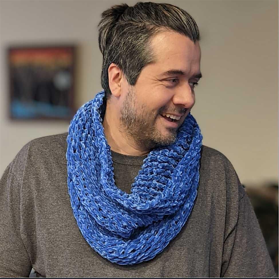 Introduction to Tunisian Crochet: Cockatiel Cowl Workshop (Three Classes)