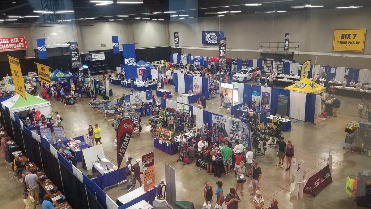 Day 2\/2 Running Wild Sports & Fitness Expo for the Quad-city Times Bix 7