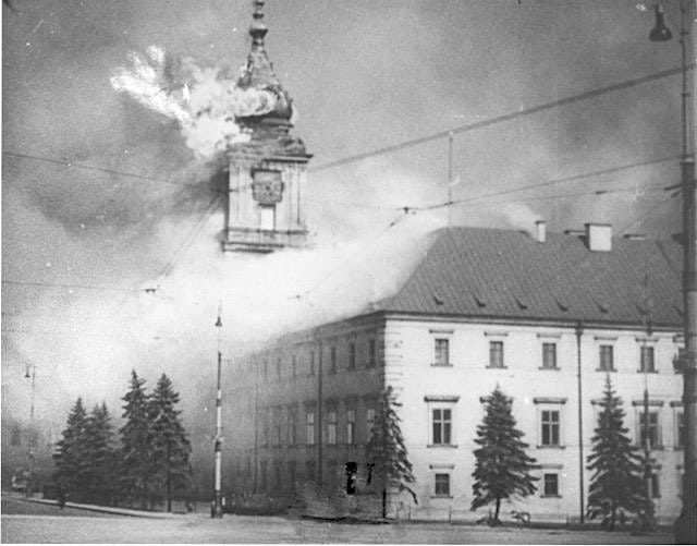 The Defence of Warsaw  1939  - The 21 day German Siege of Warsaw