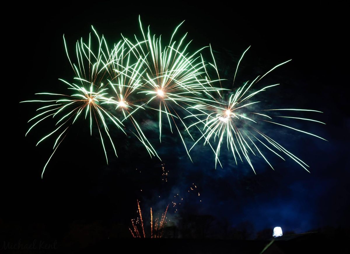 Kilwinning Community Fireworks - Fireworks in the Park