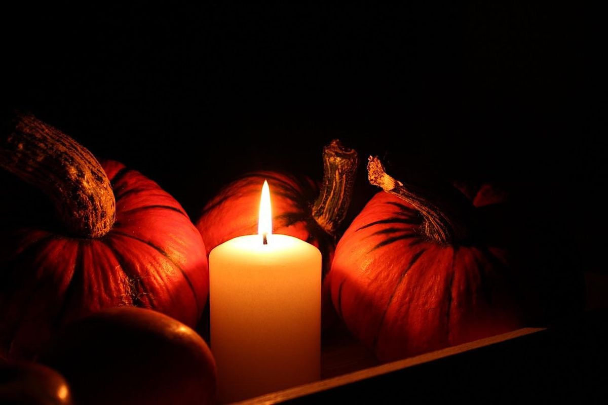 Spooky Speed Dating at Cup of Swords Tavern: Ages 25-40