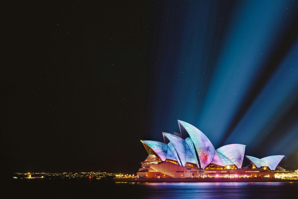 Oscar II Superyacht - Luxury Vivid Sydney Cruise Experience
