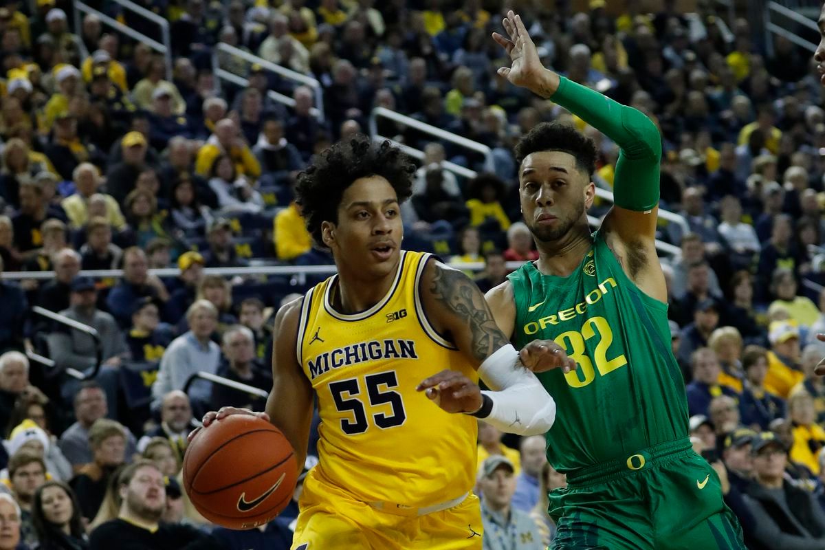 Oregon Ducks at Michigan Wolverines Mens Basketball