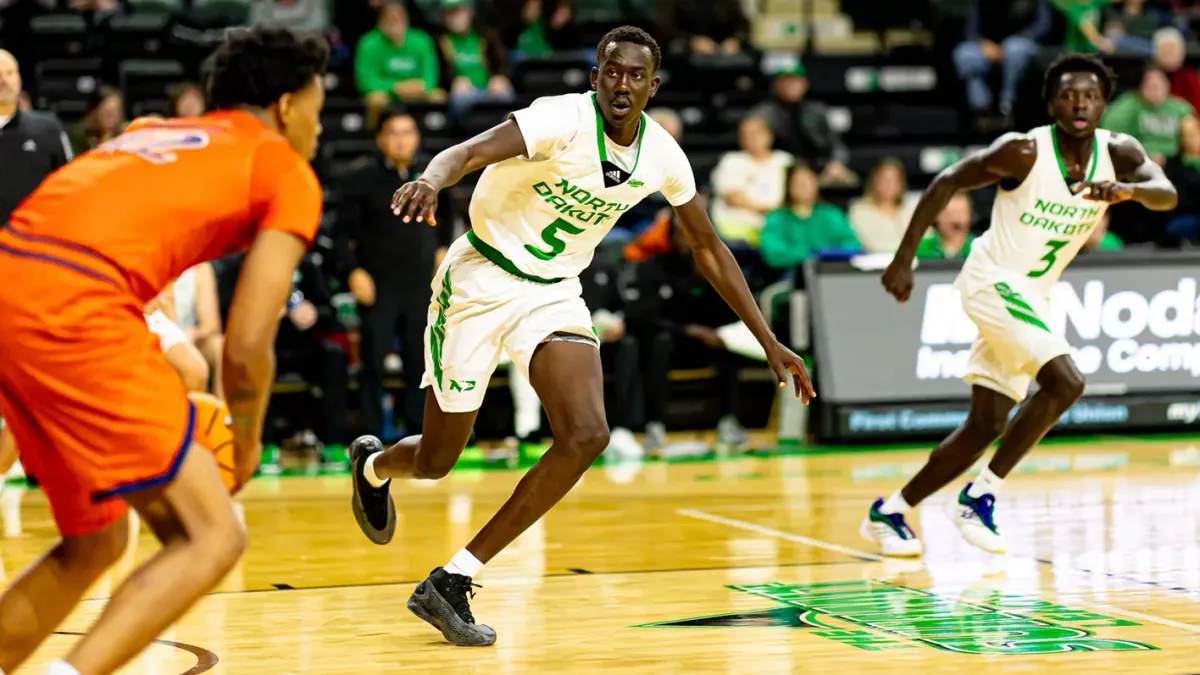 North Dakota Fighting Hawks at Alabama Crimson Tide Mens Basketball