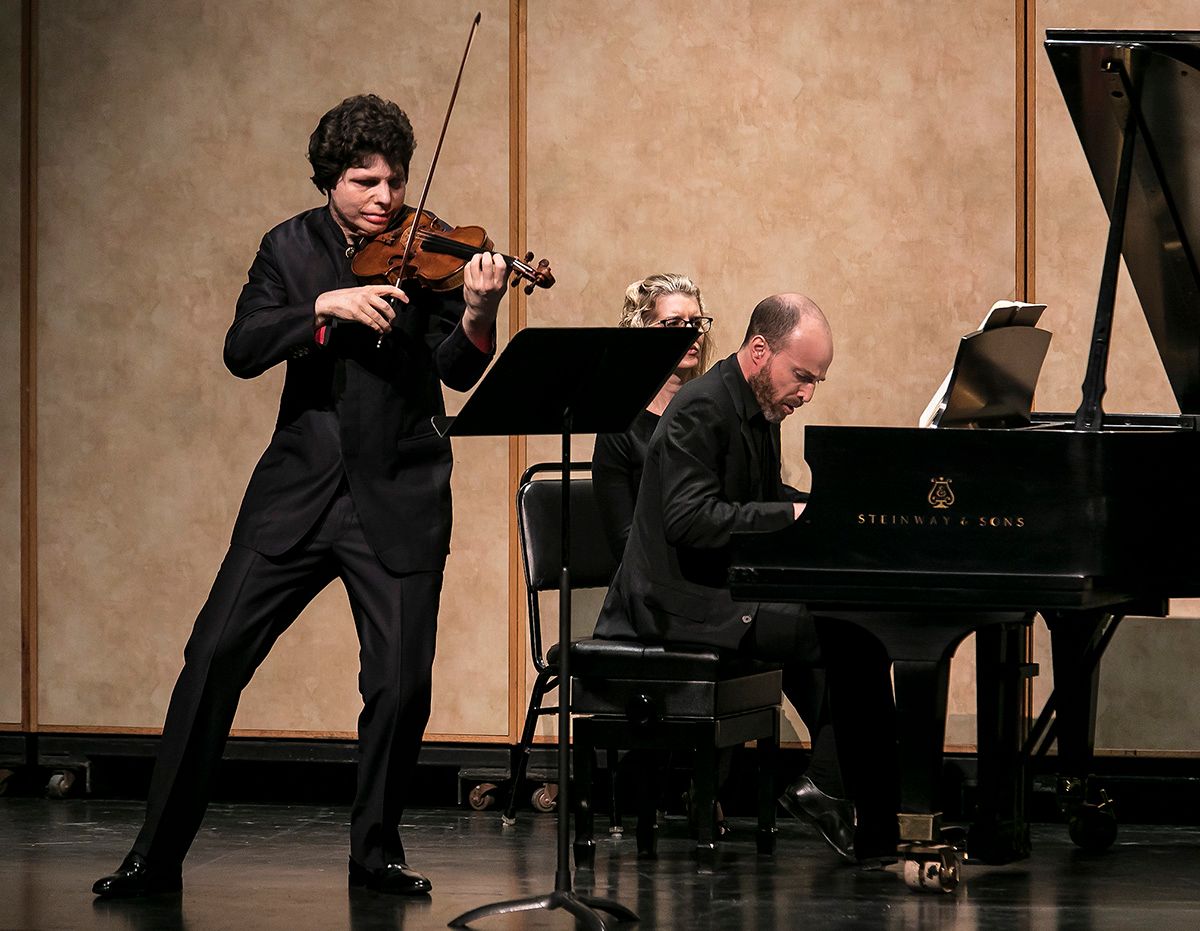 Augustin Hadelich in Recital