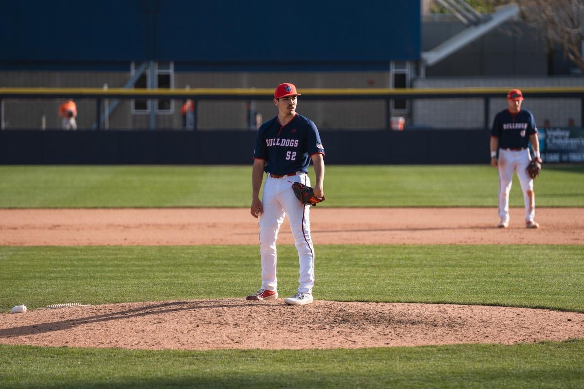 Parking UNLV Rebels at Fresno State Bulldogs Womens Basketball