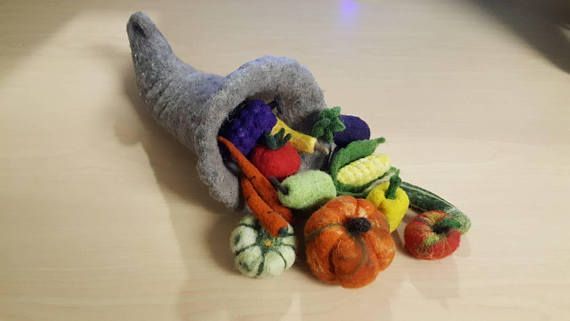 Felt & Kvelt: November Cornucopias