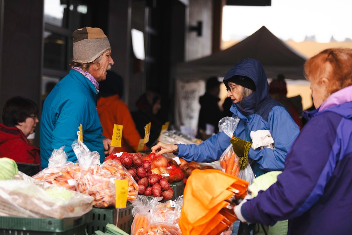 Hood River Farmers Market Winter Season