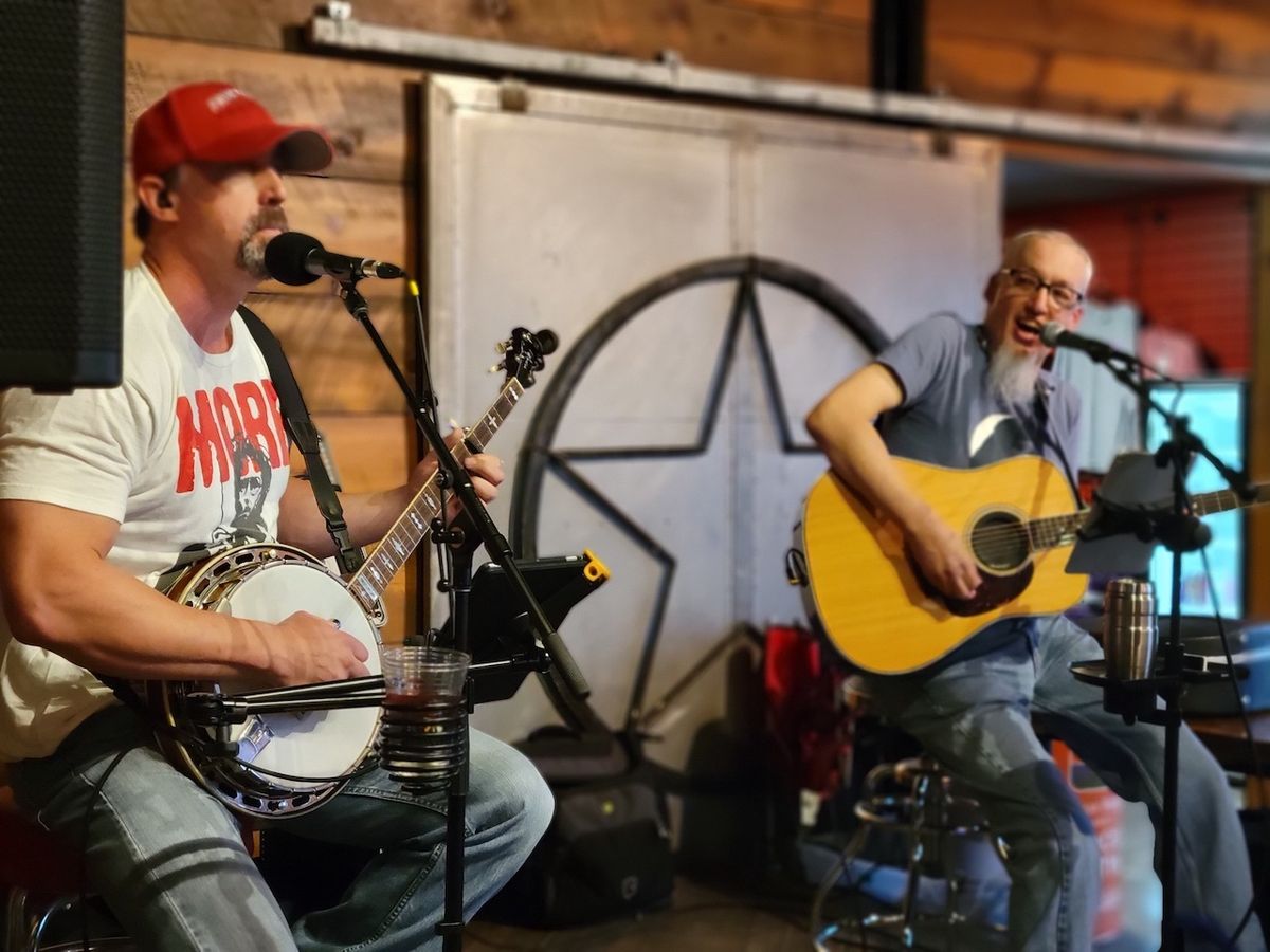 Live Music with Lama and the Hound