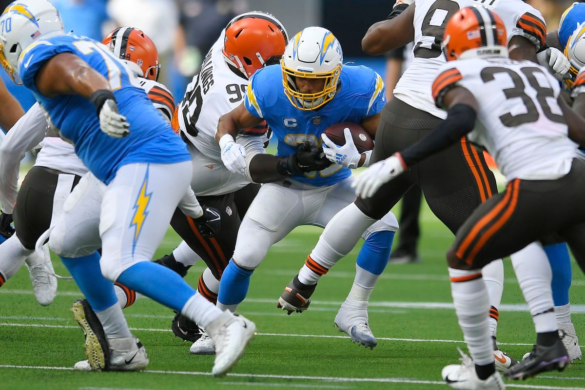 Los Angeles Chargers at Cleveland Browns