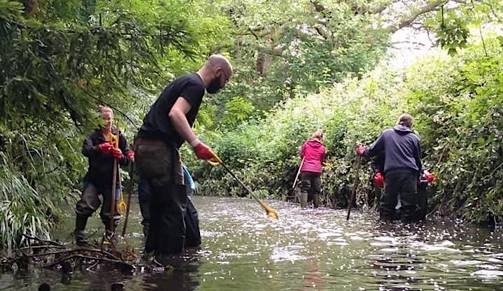 Ladywell Fields River Clean Up, Ladywell Fields, London, 5 November 2022