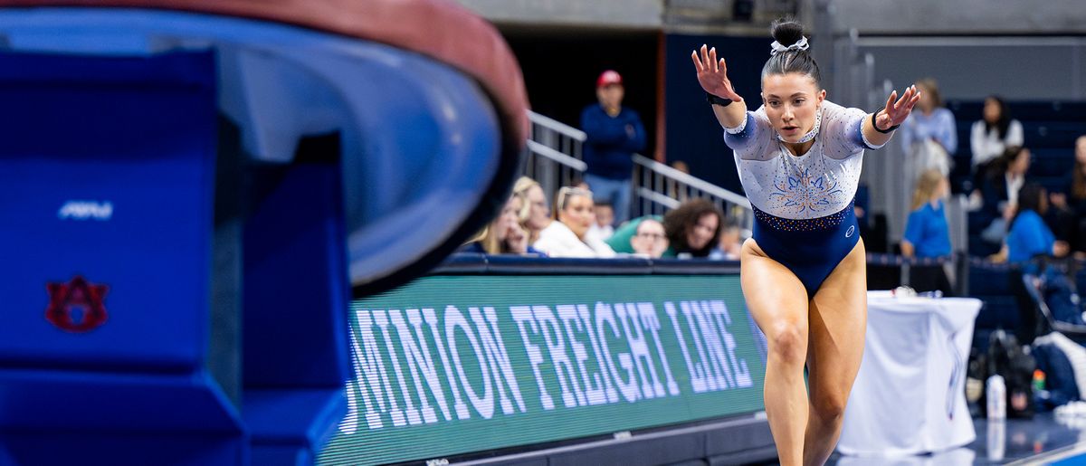 Parking Oregon State Beavers at Alabama Crimson Tide Womens Gymnastics