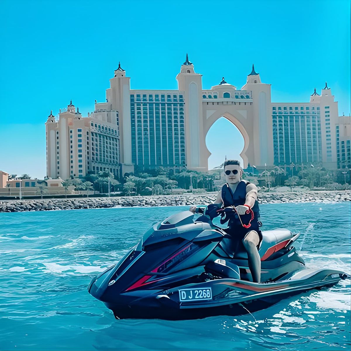 2 Hours Jet Ski Tour Dubai - Atlantis -JBR -Burj al Arab - Burj Khalifa views