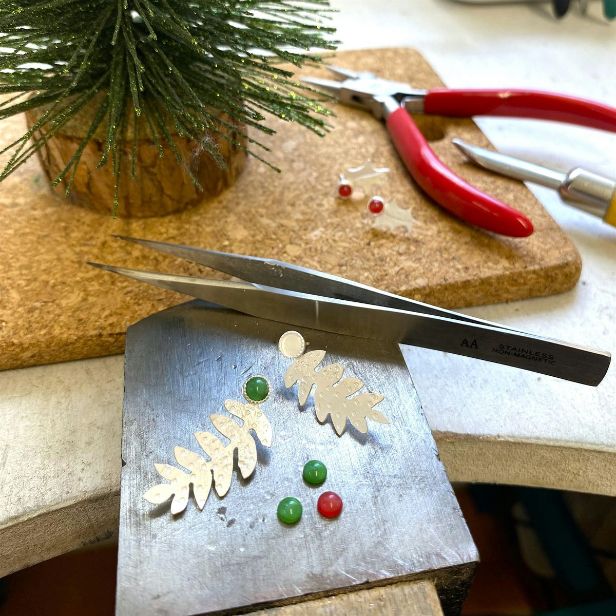 Holly & Evergreen Earring Class