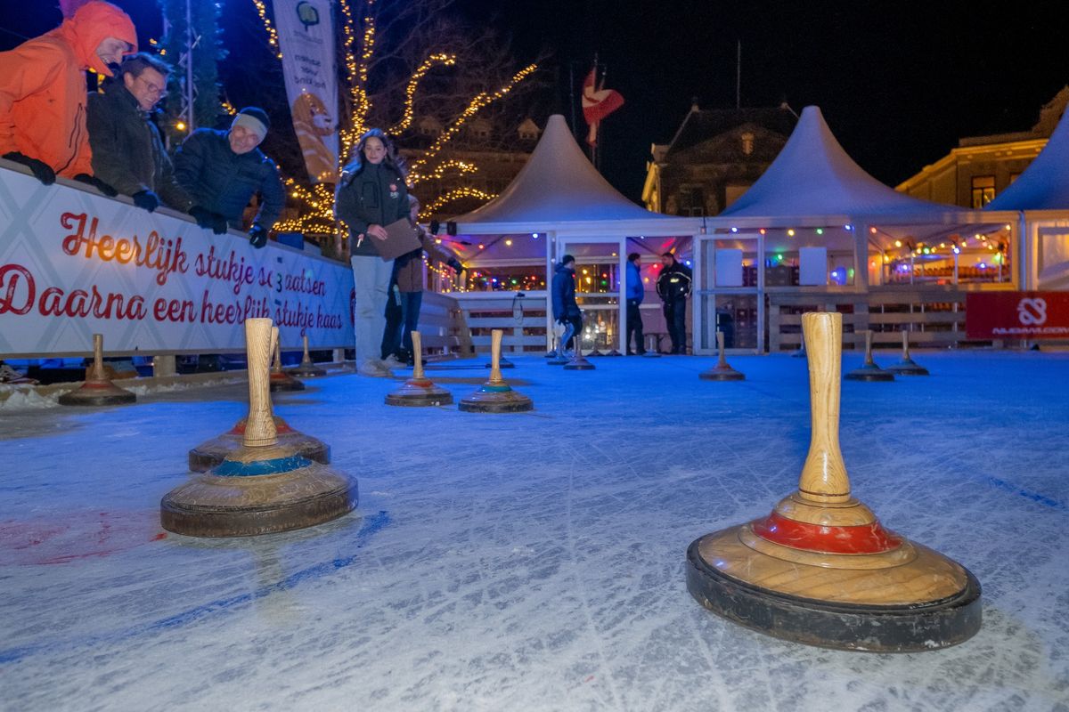 BEDRIJVENTOERNOOI: Bavarian Curling & Sjoelen!