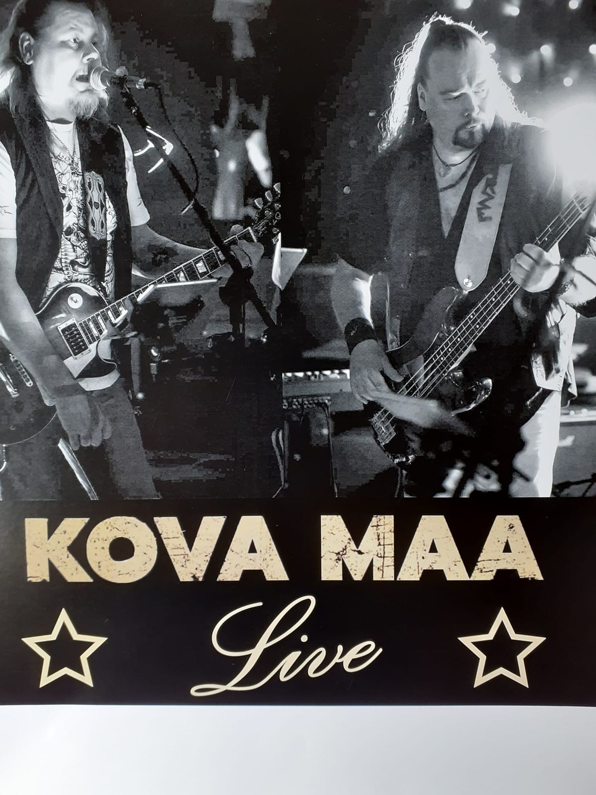 Kova Maa trio live & V\u00e4libaarin pikkujoulut 